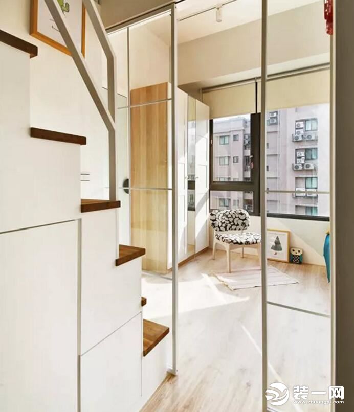 包头50平米小户型loft风装修 最爱储物楼梯间