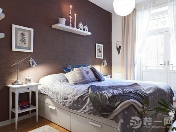12㎡卧室怎么装?现代风格卧室给你灵感—— 床头巧收纳